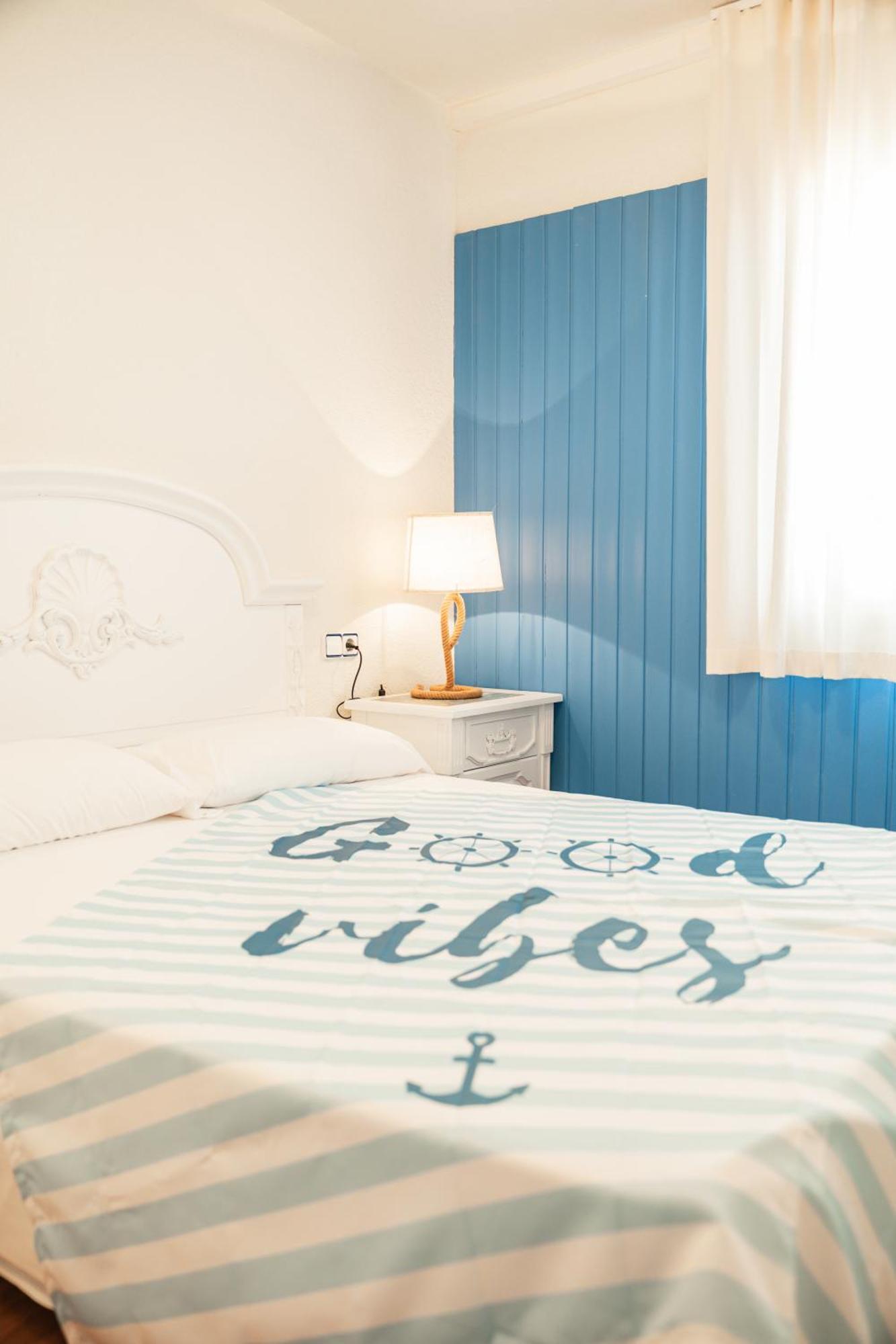 Santa Llucia Apartaments Roses Eksteriør billede